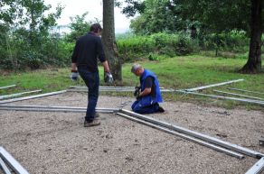 Bild 3 Der Zeltmeister und Wolfgang.JPG