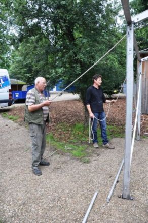 Bild 9 auf die Plaetze fertig los.JPG